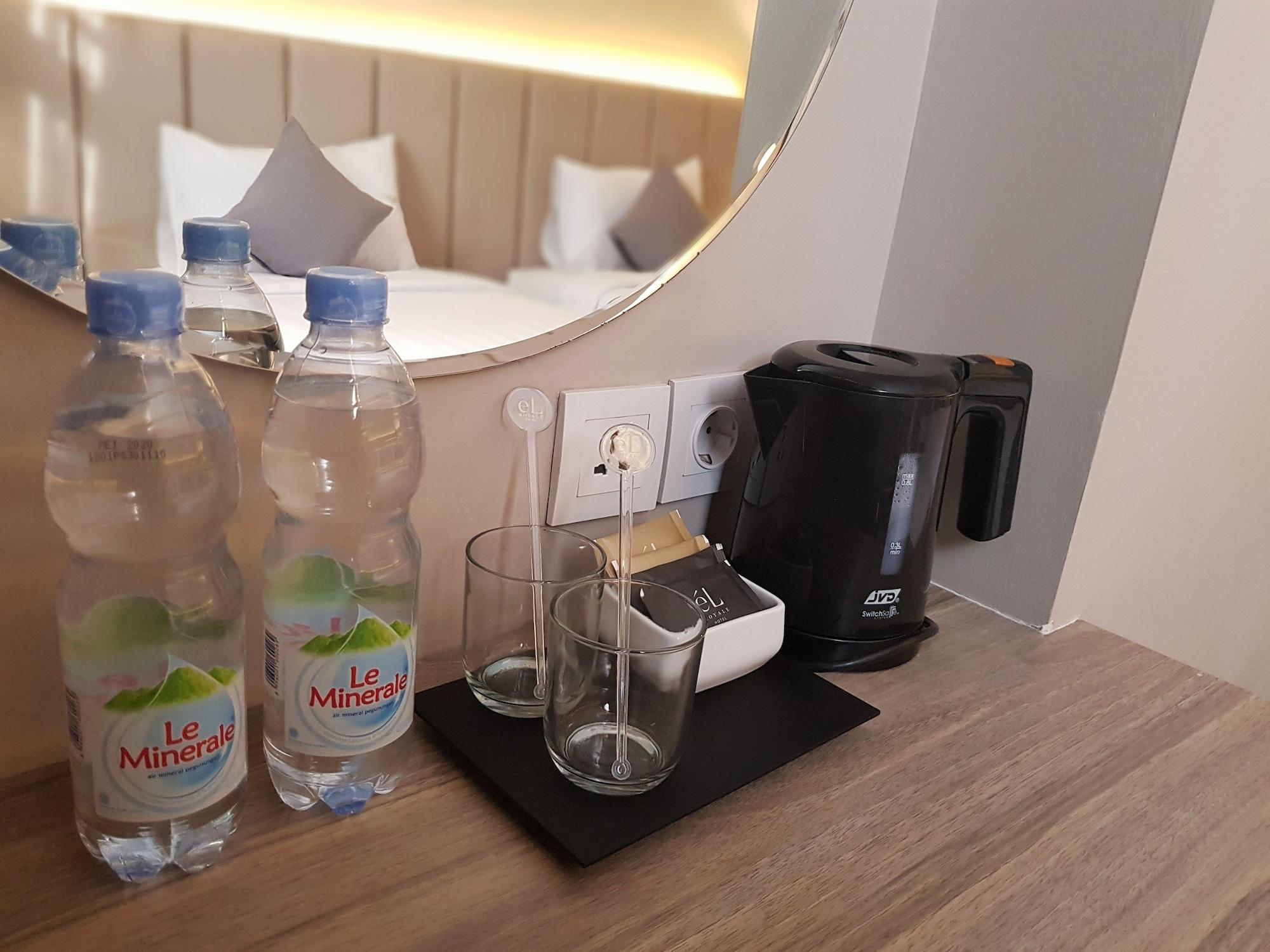 El Hotel Yogyakarta Malioboro Eksteriør billede